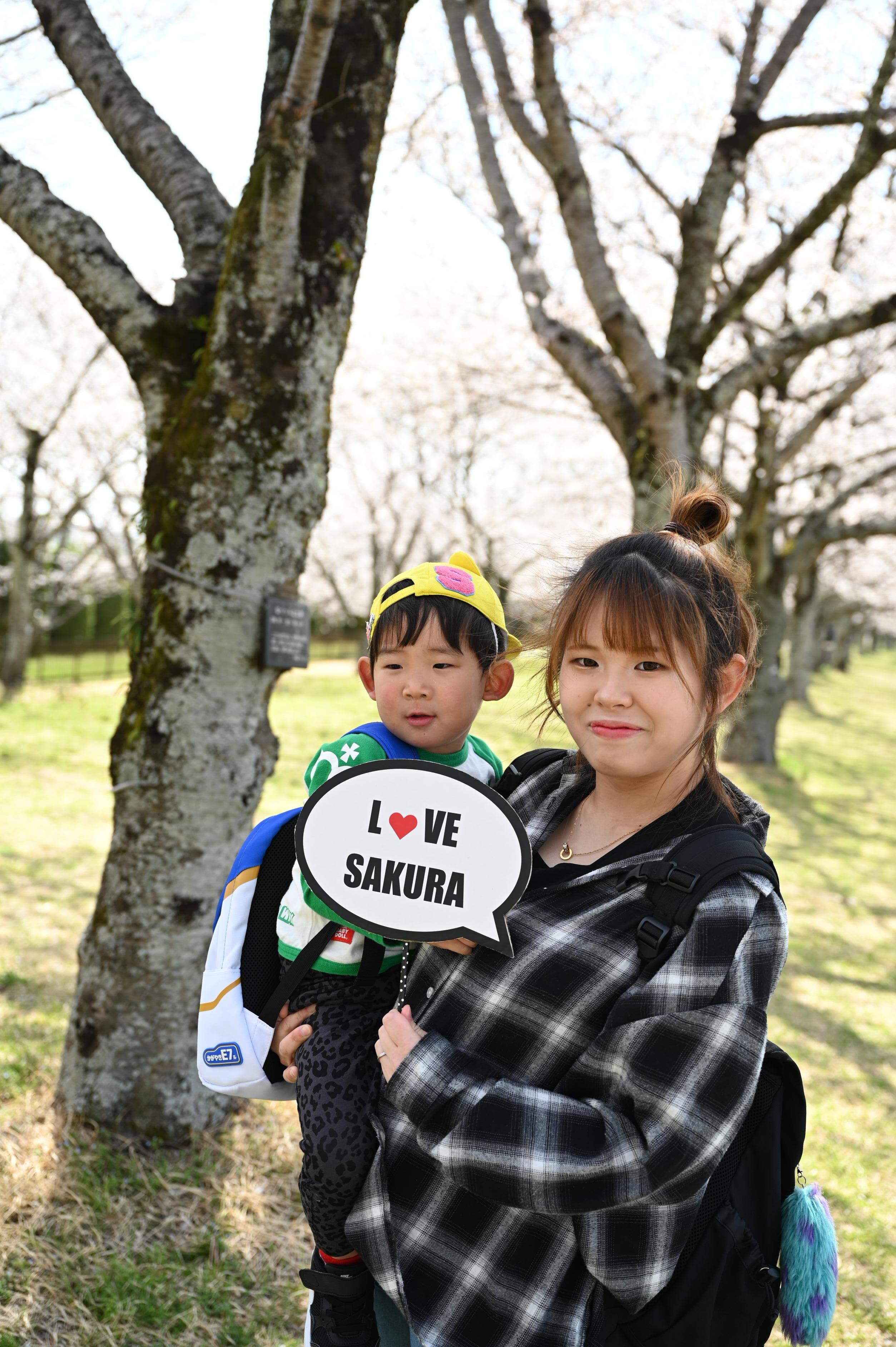 お母さんと子どもの写真2