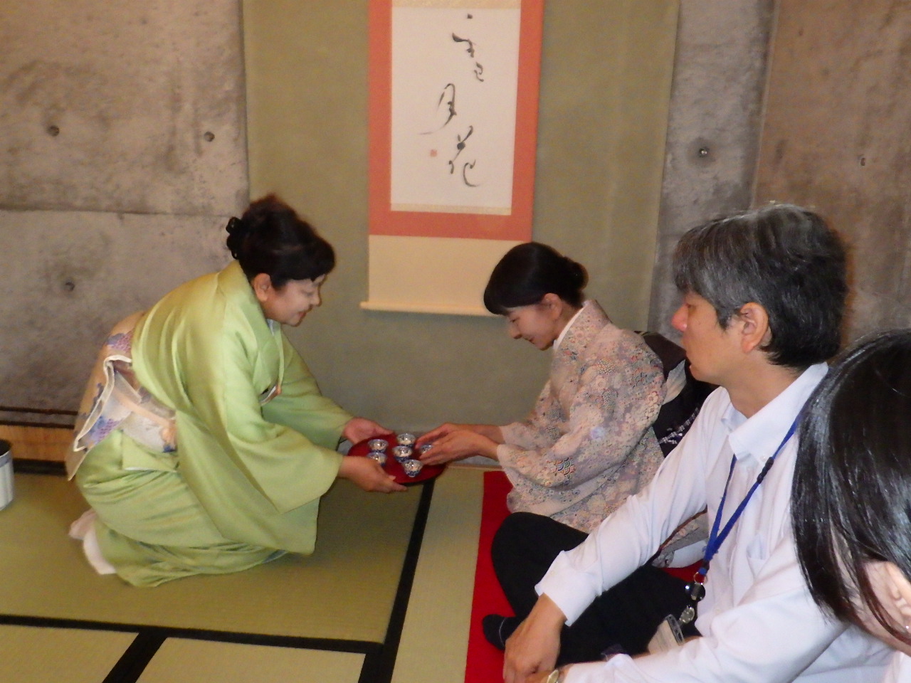 お茶会の様子