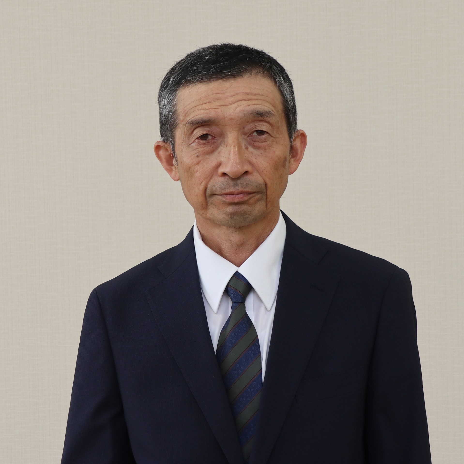 01 村上一典(写真)