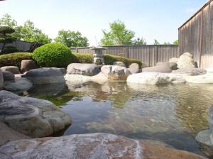 松島温泉の露天風呂の写真